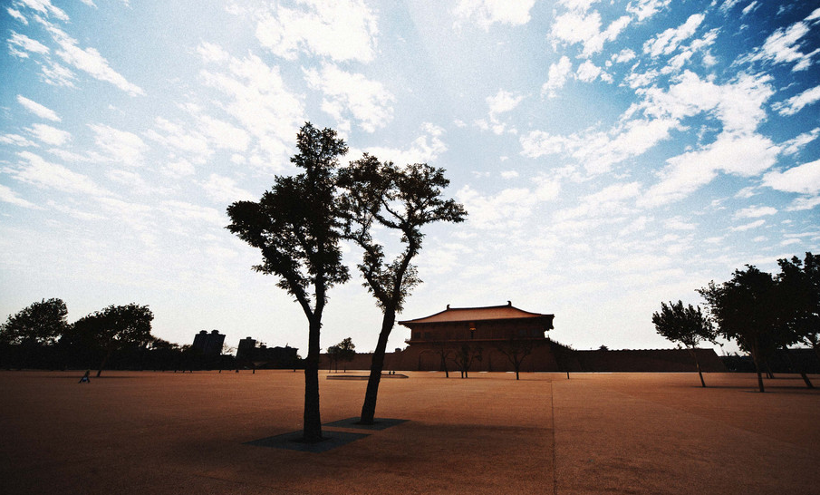 Three-Day History Theme Tour